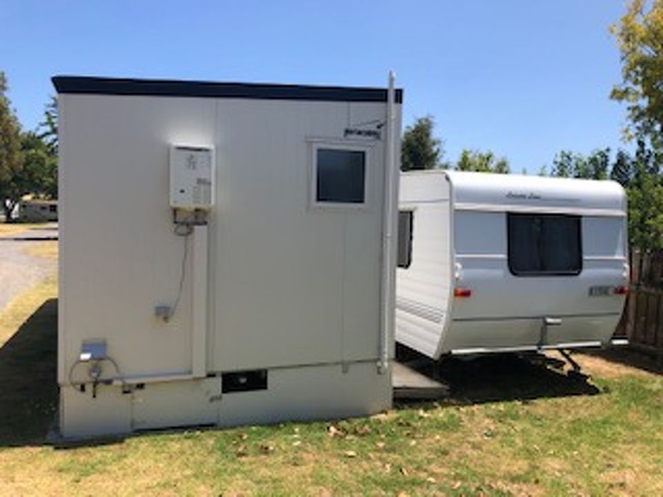 Cabin built by PortaCabinz